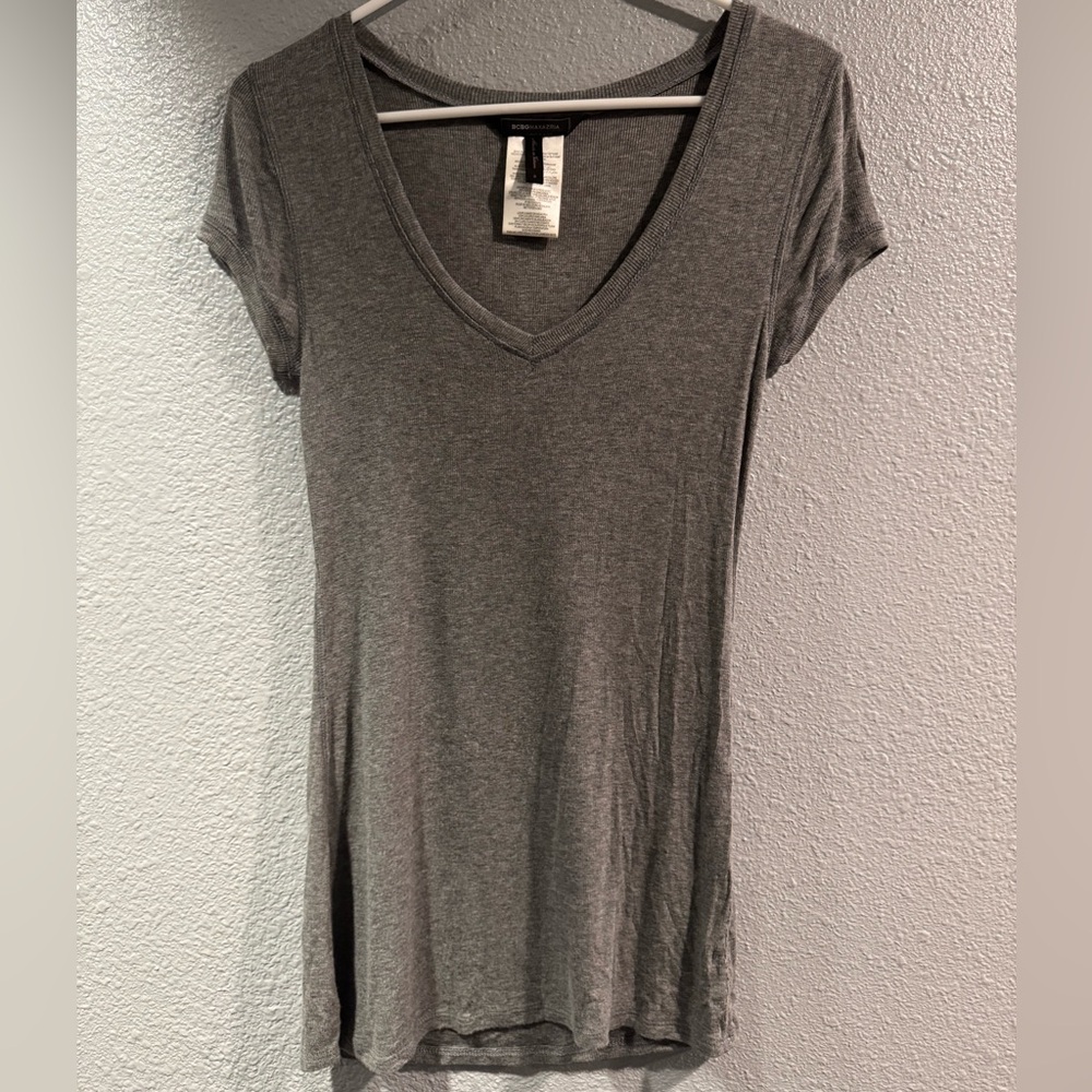 4/$15 BCBGMaxAzria Ribbed Charcoal Knit V-neck Top